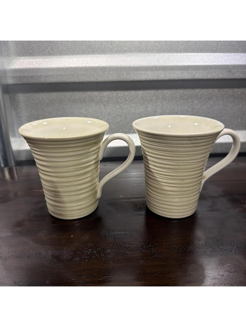 VTG Pottery Barn PB Cream SOLE  Coffee/Tea/Cocoa Mug Set Of 2 *